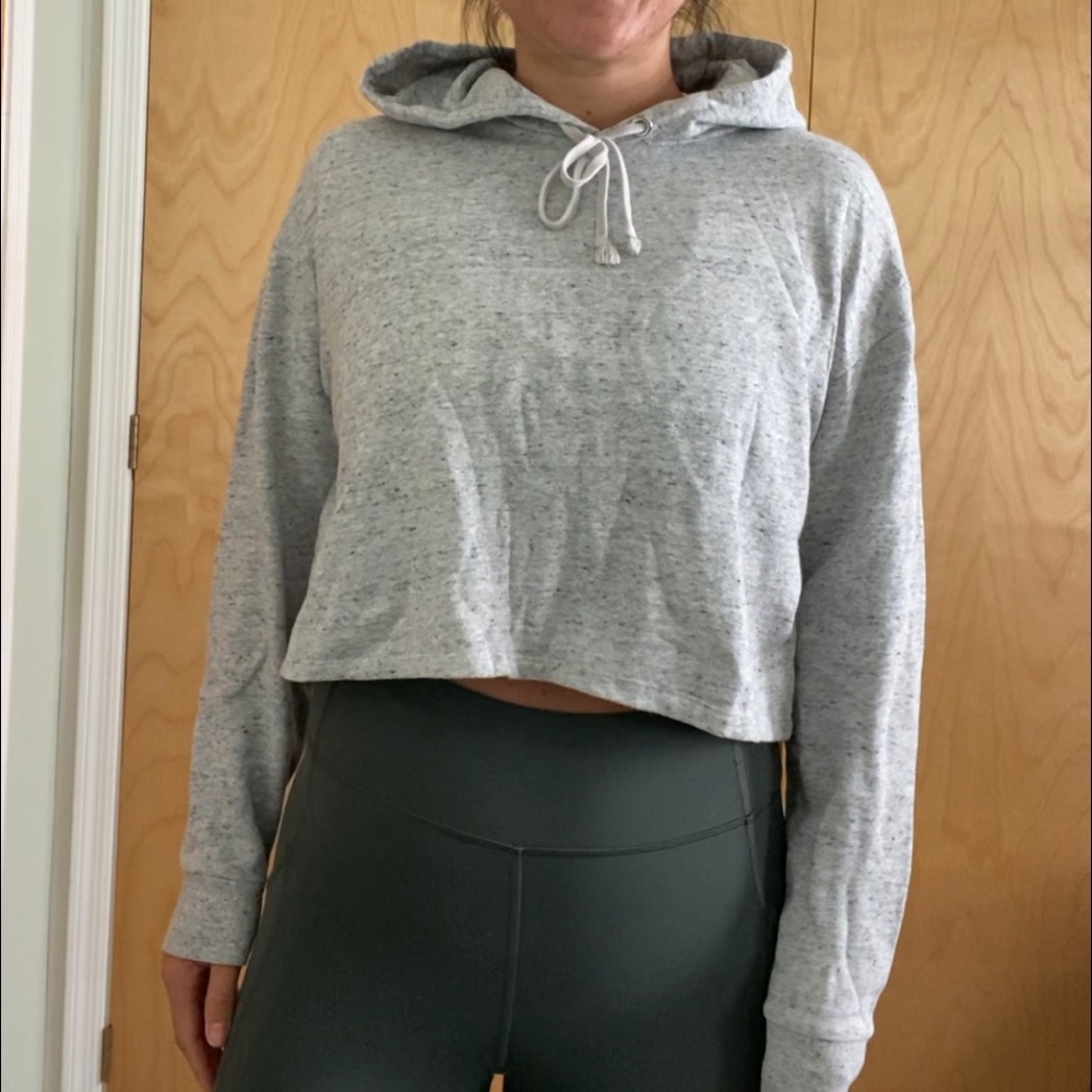 H&M grey cropped hoodie M